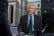 玉溪宏观经济学教授兼实践者Stanley Fisher逝世 曾培养全球多位经济决策者